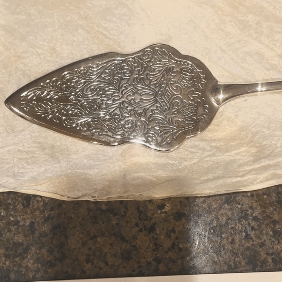 International Silver Company Knife and Cake Server - Vintage - Picture 6 of 6